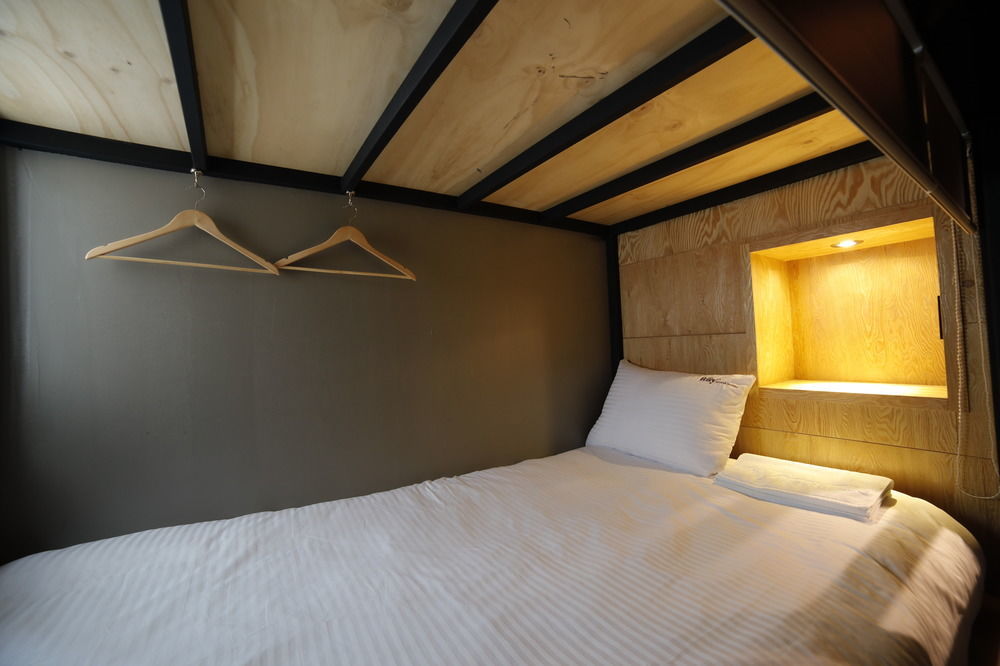 The Bay Guesthouse - Hostel بوسان المظهر الخارجي الصورة
