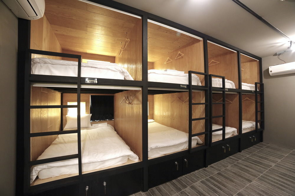 The Bay Guesthouse - Hostel بوسان المظهر الخارجي الصورة
